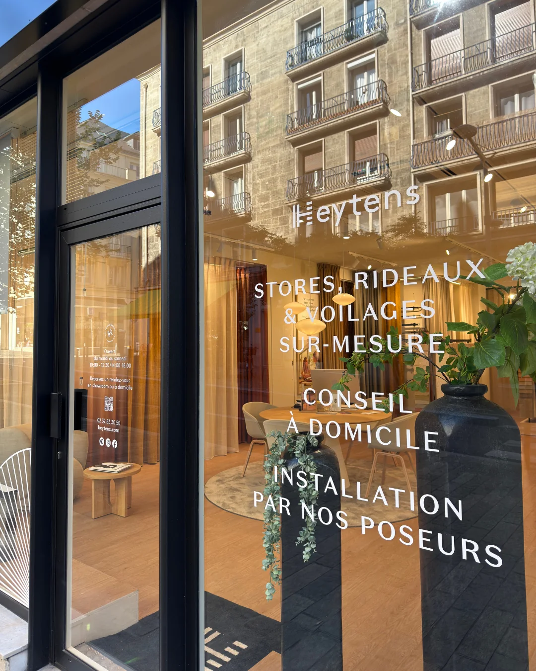 Mise en valeur d'une vitrine Heytens pour Comwest